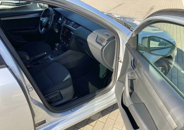 Skoda Octavia cena 71900 przebieg: 153114, rok produkcji 2019 z Trzebinia małe 667
